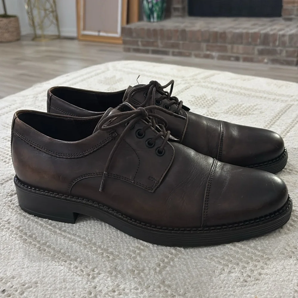 ECCO - NEWCASTLE CAP TOE LEATHER COCOA SHOES SIZE‎ 9